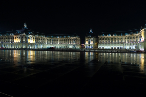 Bordeaux_place_bourse_nuit_01